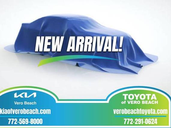 TOYOTA COROLLA CROSS 2023 7MUCAAAG5PV060980 image